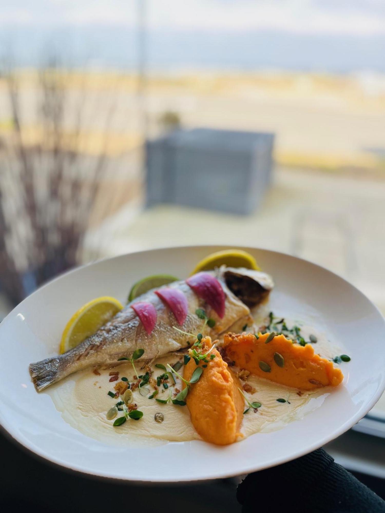 Logis Hotel Le Calluna Restaurant La Flottille Prefailles Ngoại thất bức ảnh